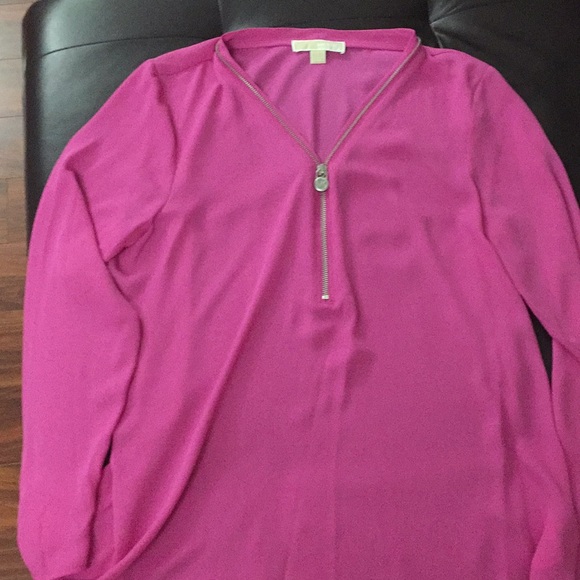 Michael Kors blouse. Brand new, never been used. - Picture 5 of 7